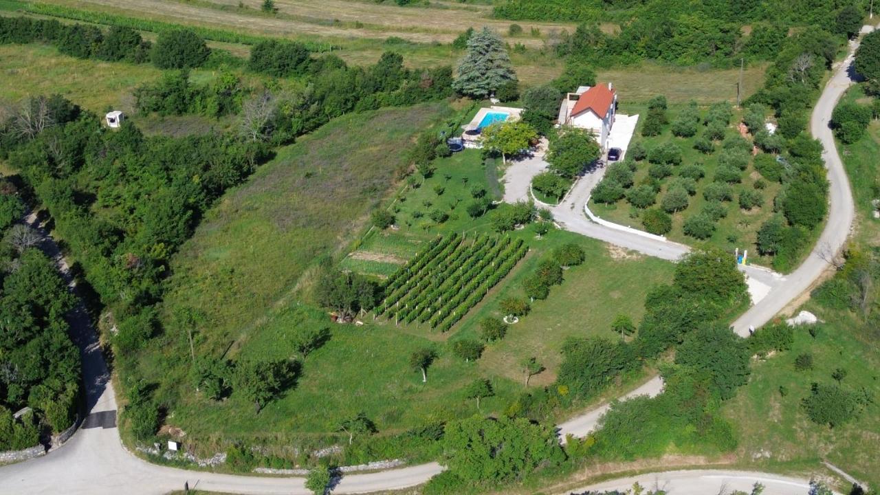 Casa Di Oliva-House With Heated Pool & Jacuzzi In Trilj, Croatia Villa Exteriör bild